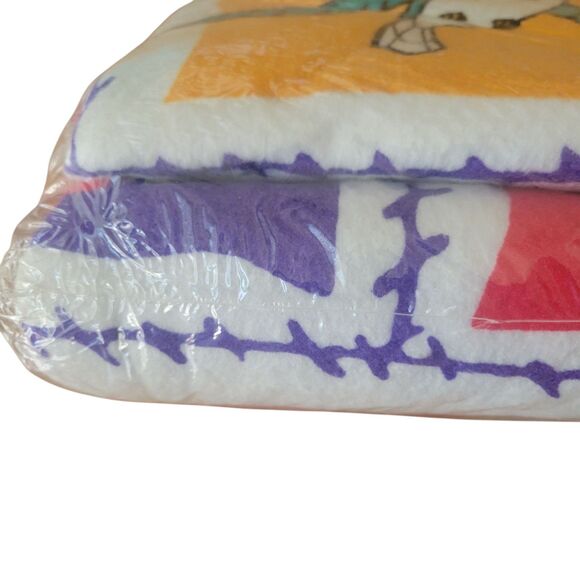 Rare NWT Vintage 1995 Disney Pocahontas Twin/Full Blanket –Holiday Gift - Picture 4 of 9